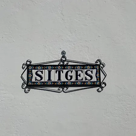 アパート Penthouse シッチェス